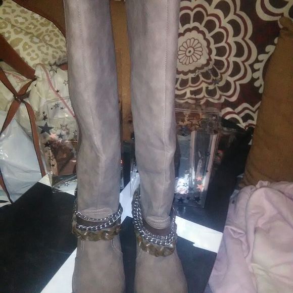 Ladies suade boots 10 medium - Picture 3 of 7